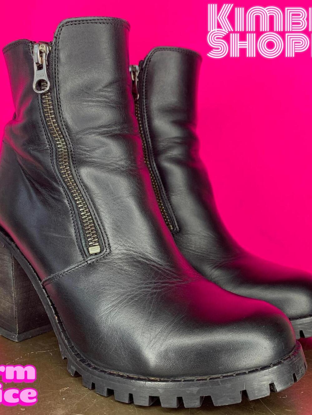 TBA To Be Announced Black Leather Double Zip Chunky Stacked Heel Ankle Boot US 7